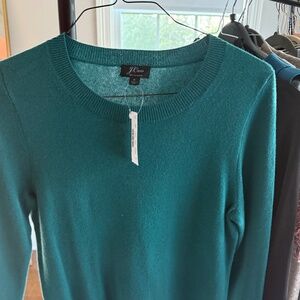 J Crew Long Sleeve 100% Cashmere Sweater (NWT)